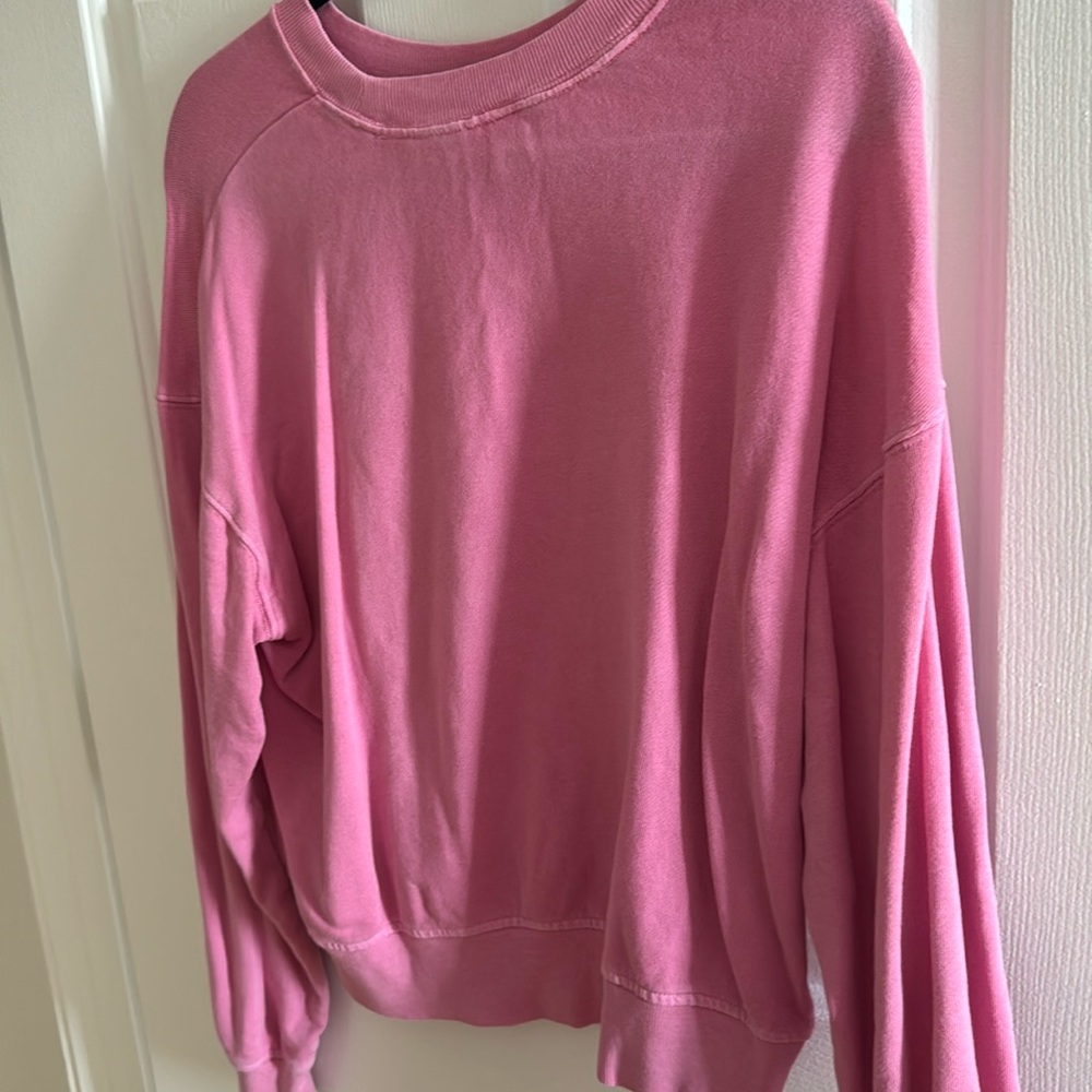 pink loose crewneck
